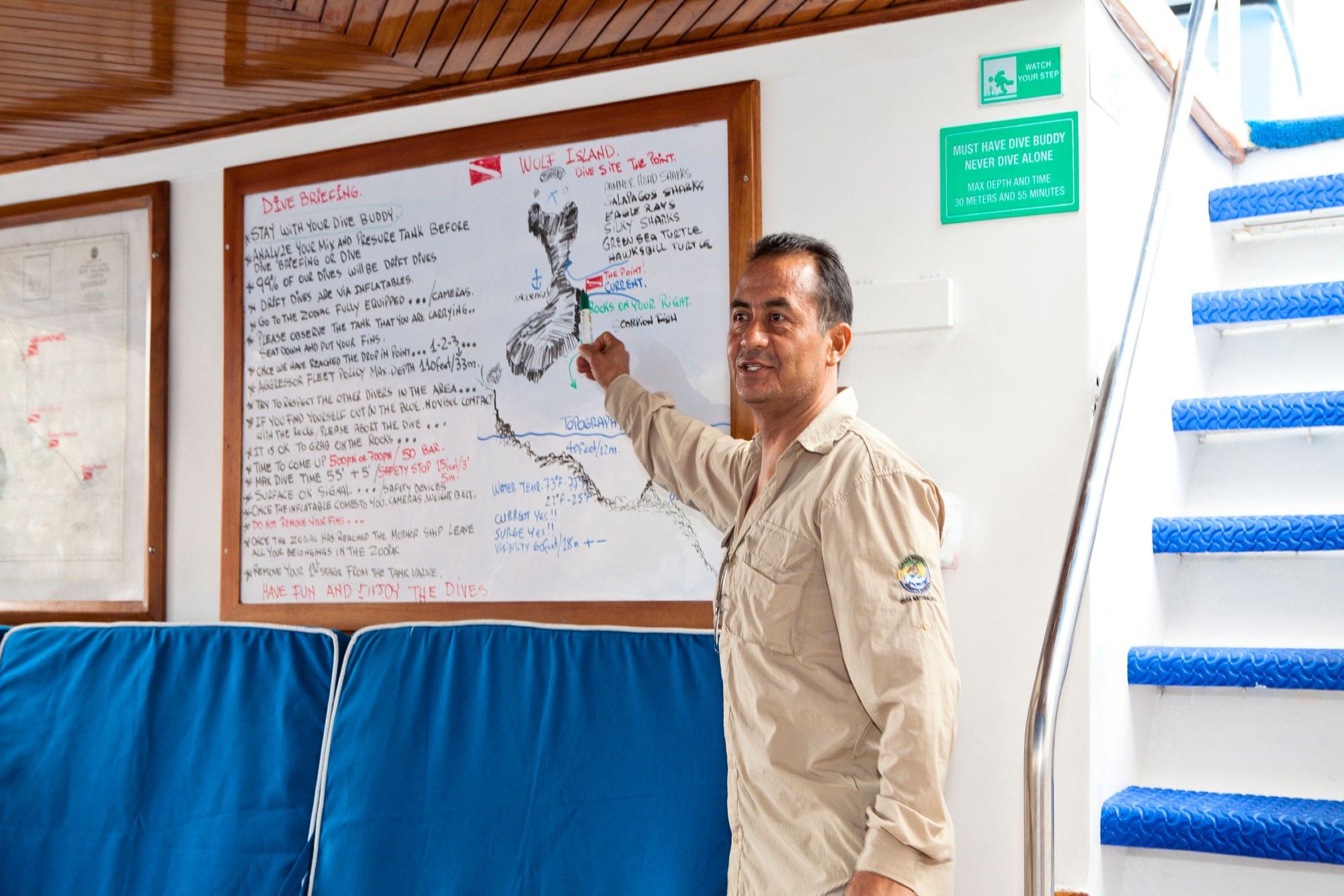 Galapagos Aggressor III — divebriefing.jpg