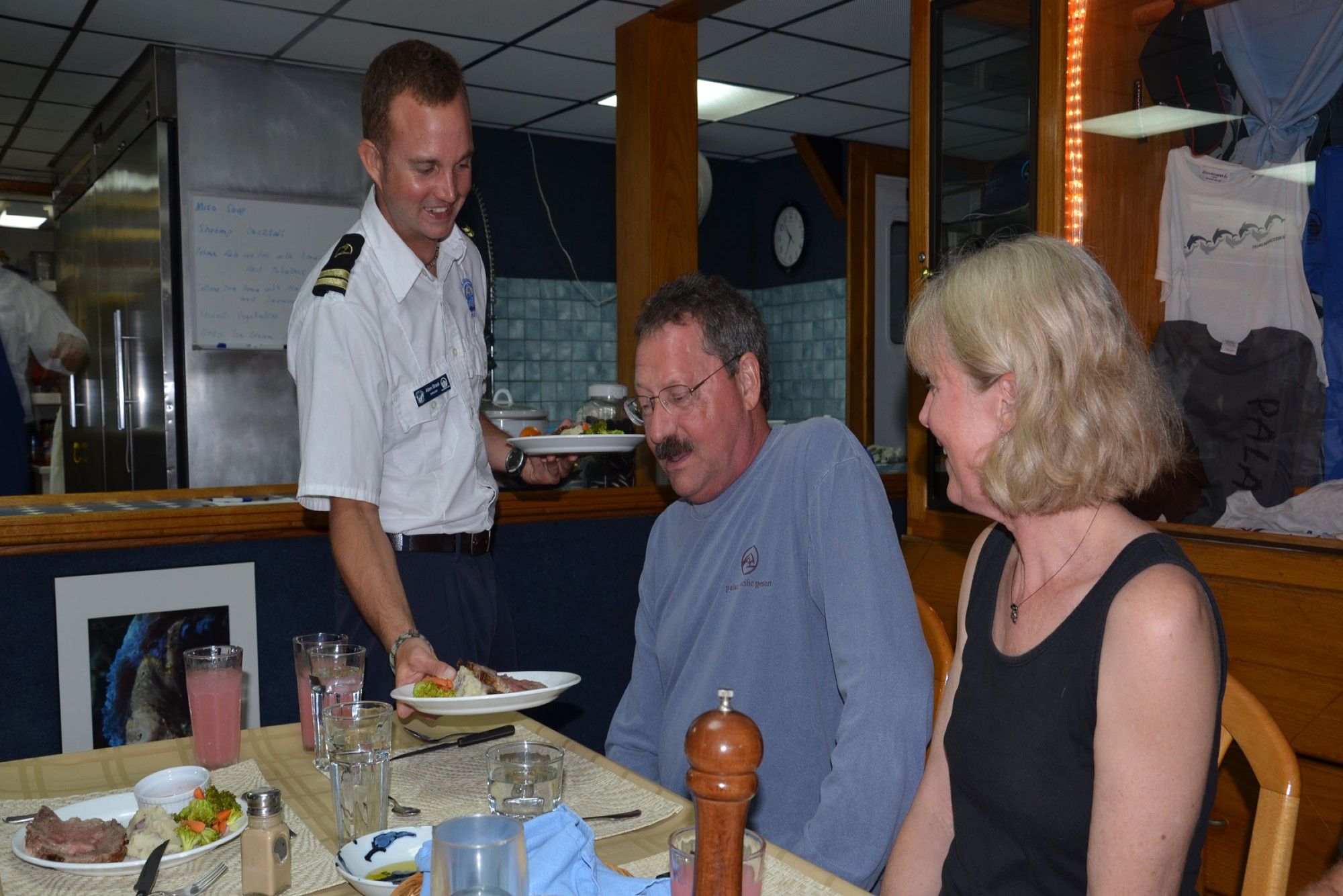 Palau Aggressor II — diningroom.jpg