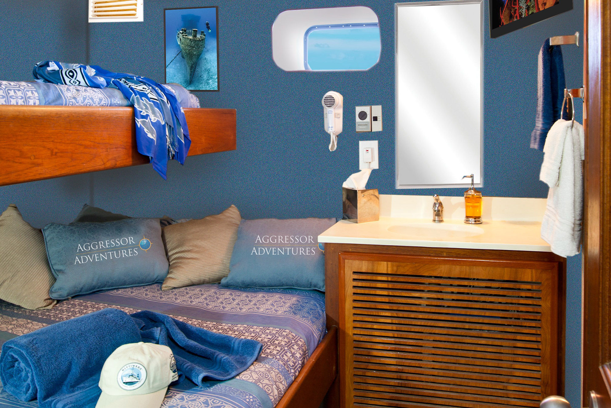 Cayman Aggressor IV — caiv2022-bunk-deluxe.jpg