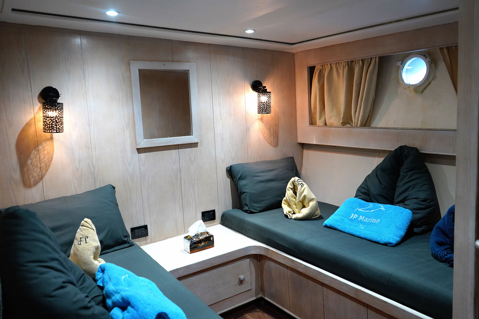 M/Y JP Marine — twinlower.jpg