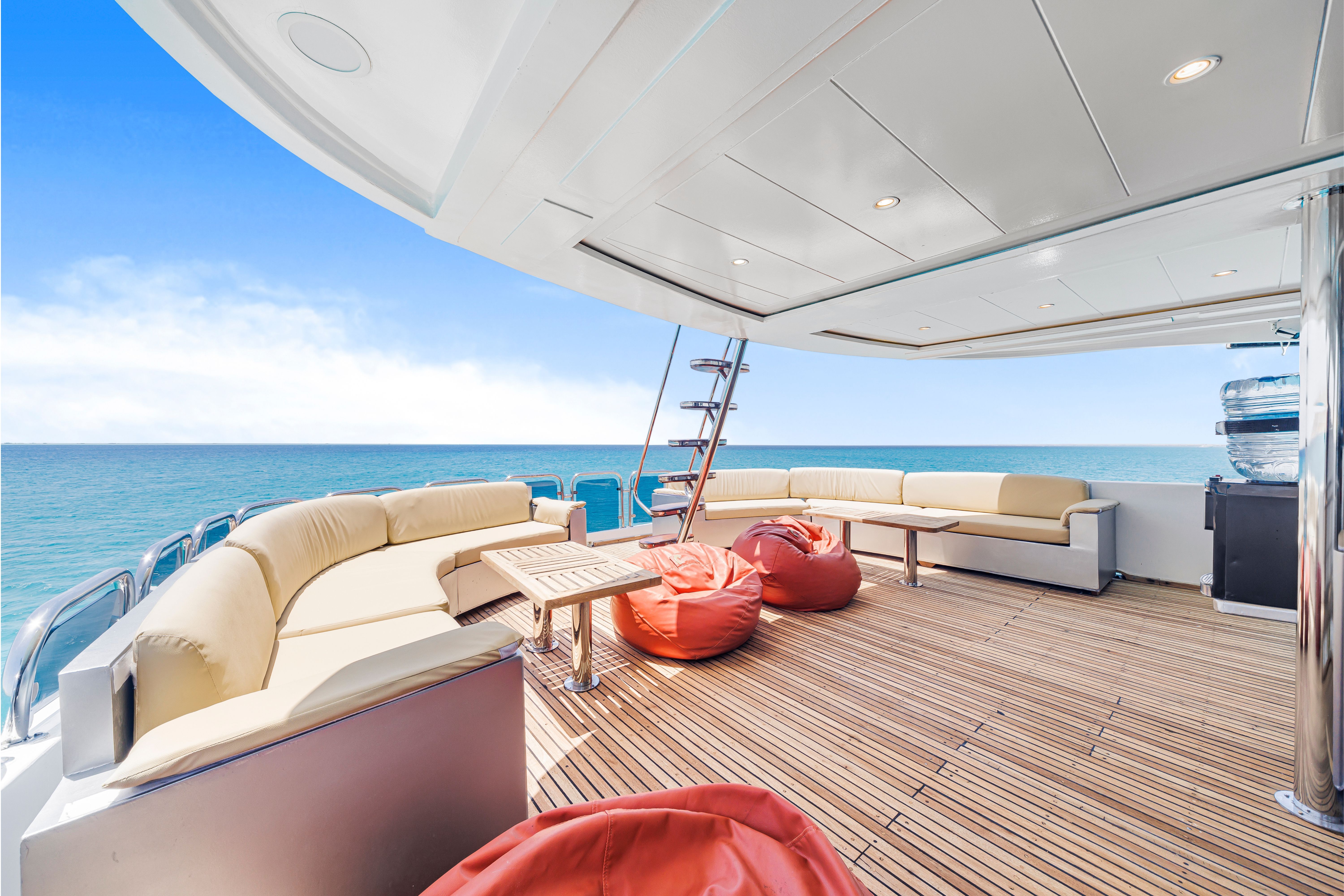 Sea Serpent — 15_Sundeck_20Back_20Sitting_20Area_20.jpg