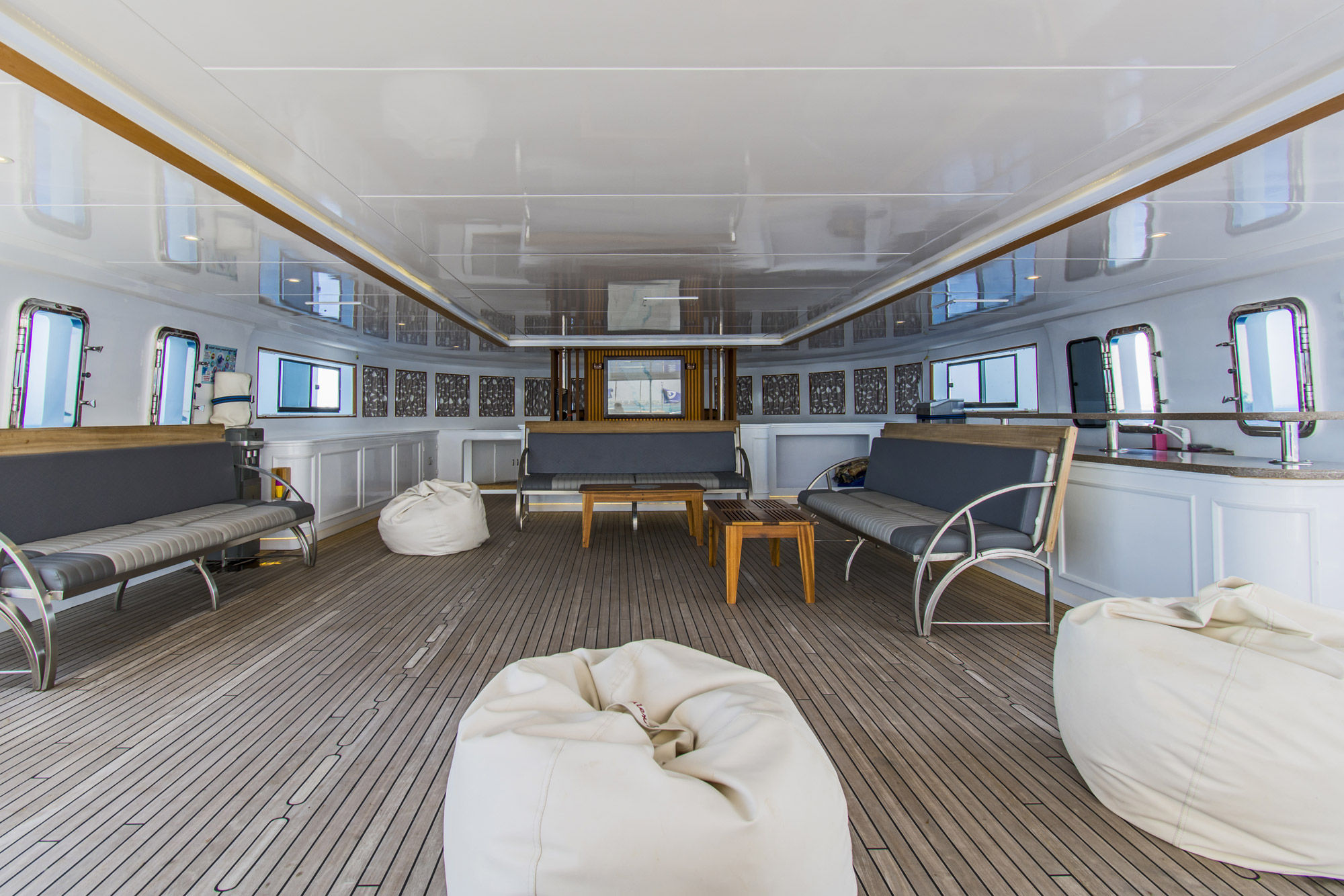Foto de Golden Dolphin IV