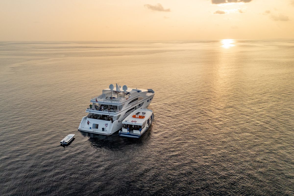 Foto de Emperor Serenity