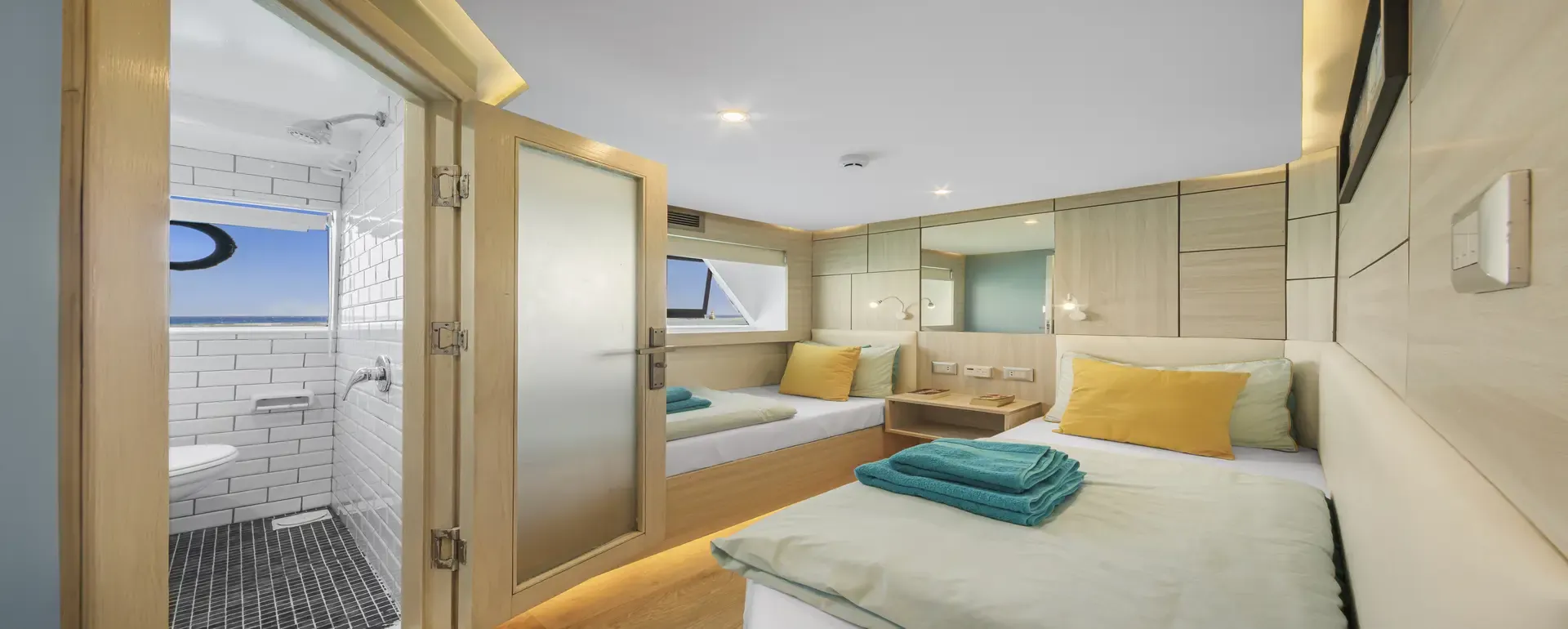 Sea Serpent Excellence — 11_Twin_20Bed_20Upper_20Deck_lg.webp