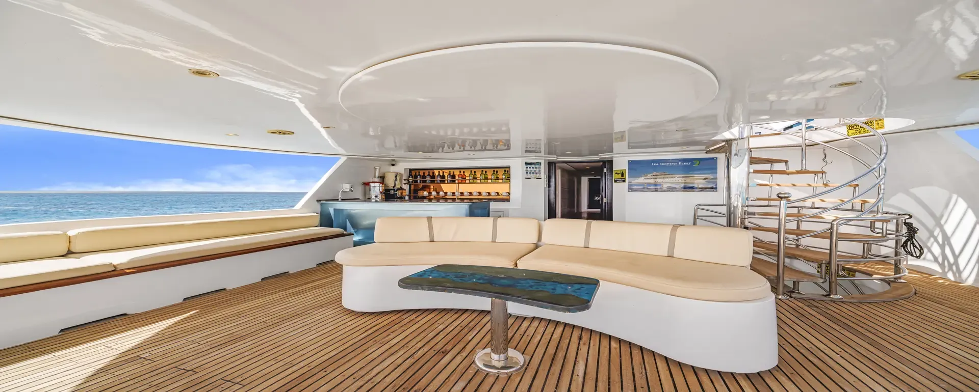 Sea Serpent Excellence — 16_Upper_20Deck_20Bar_lg.webp