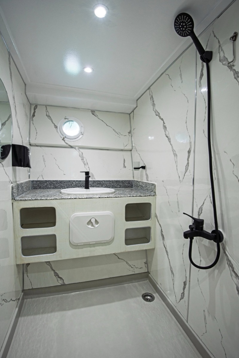 Blue Melody — blue-melody-classic-twin-ensuite.jpg