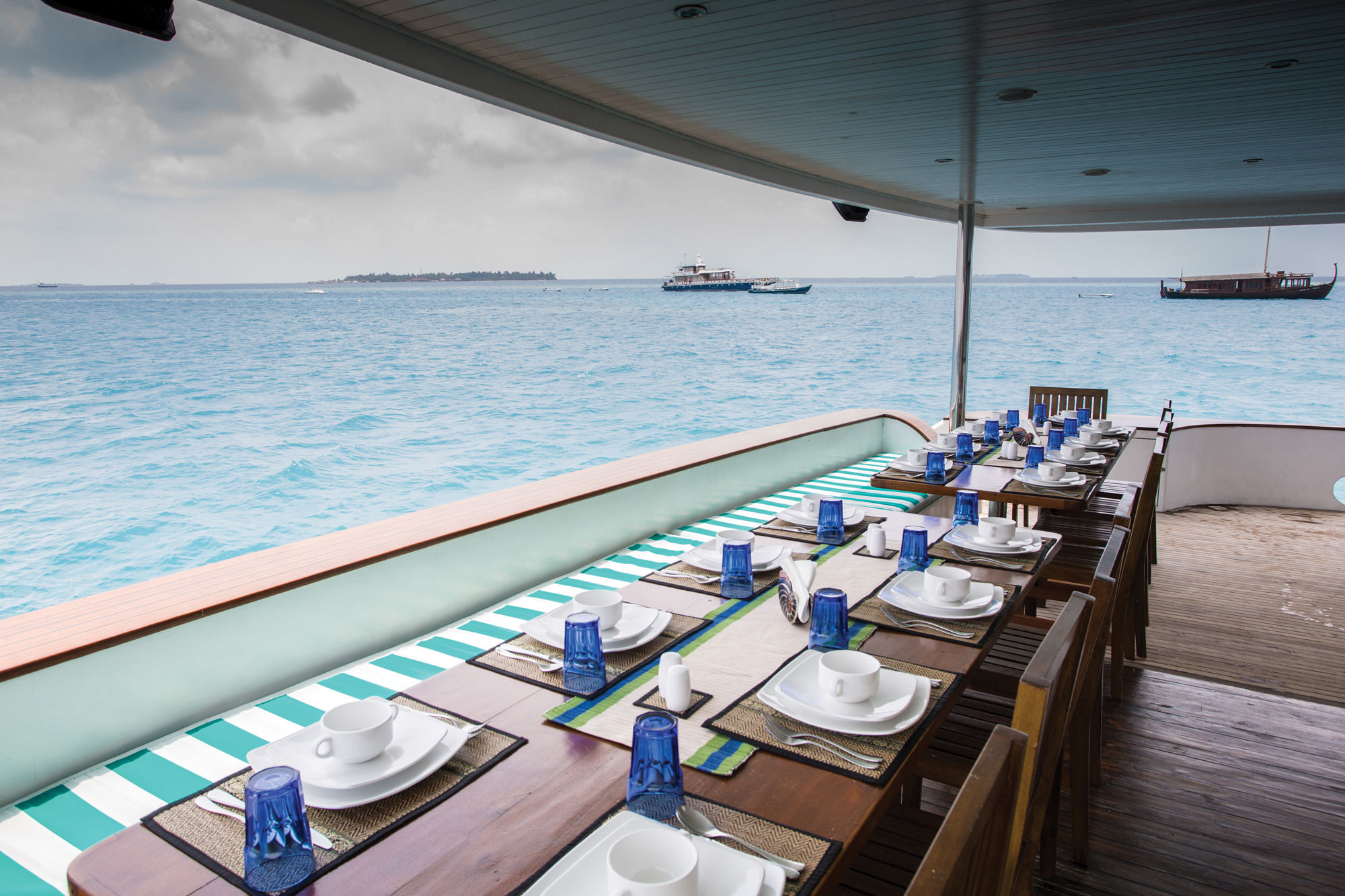 Honors Legacy — outdoor-dining.jpg