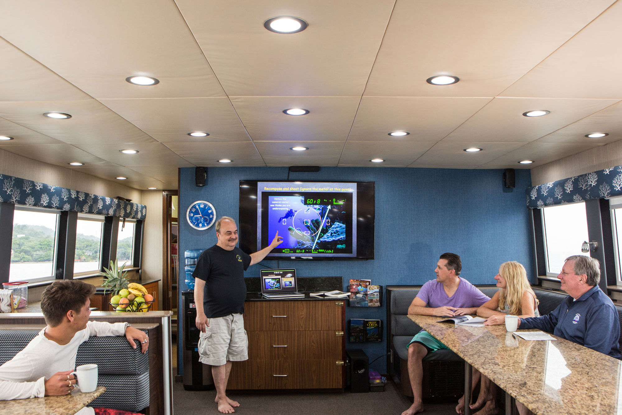 Roatan Aggressor — divebriefing.jpg