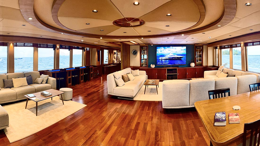Maldives Blue Force One — blue-force-one-living-room.jpg