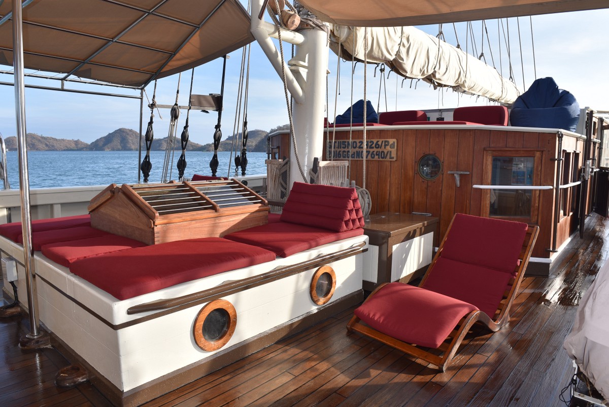 Emperor Raja Laut — RL-Deck_01.jpg