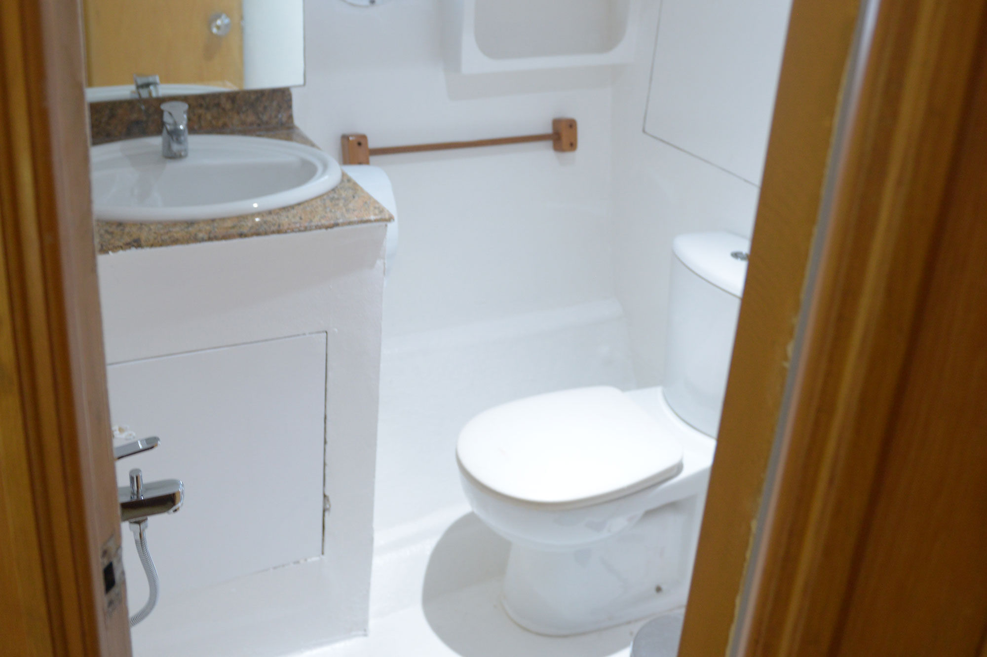 Freedom III — Bathrooms-_4_.jpg