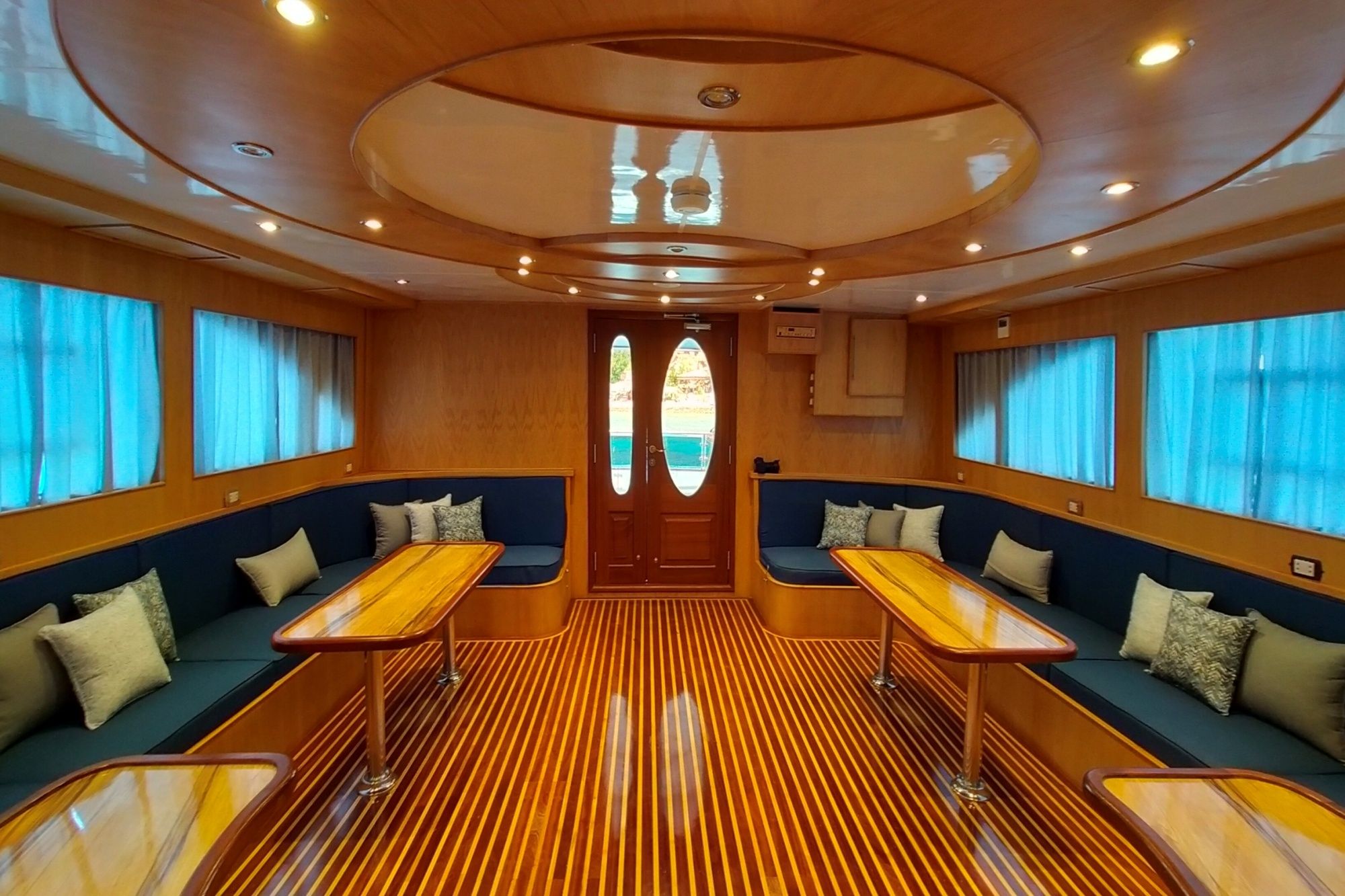 Freedom IV — freedom-iv-lounge-entrance.jpg