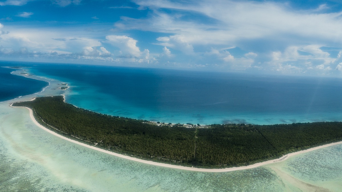 Pacific Master — bikini-island-simon-lorenz.jpg